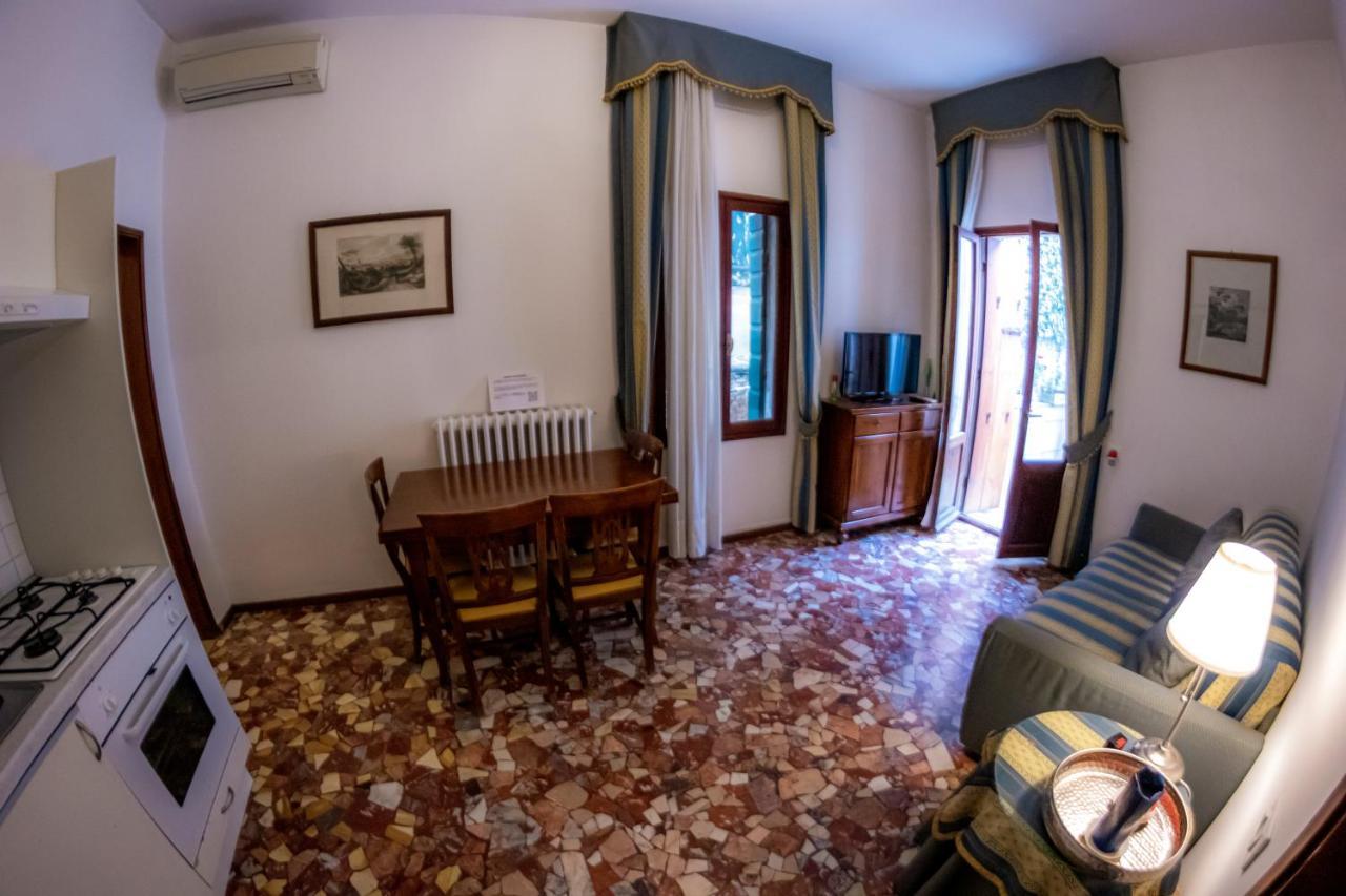 Zaffiro Apartment Venecia Exterior foto