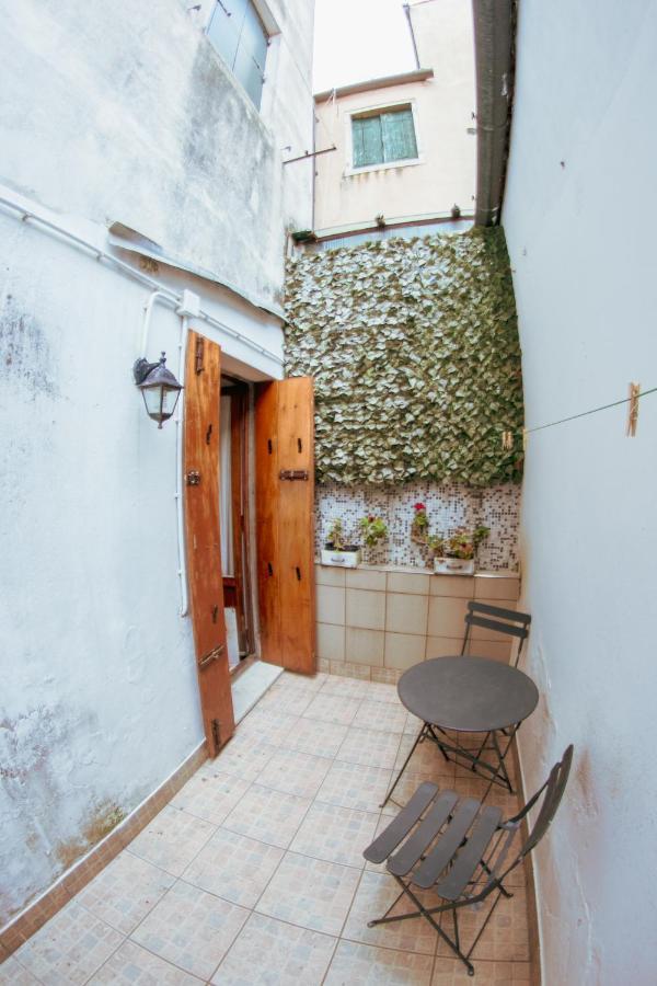 Zaffiro Apartment Venecia Exterior foto